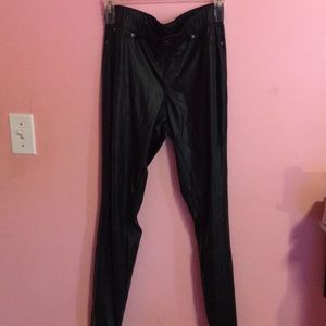 Hue leatherette leggings